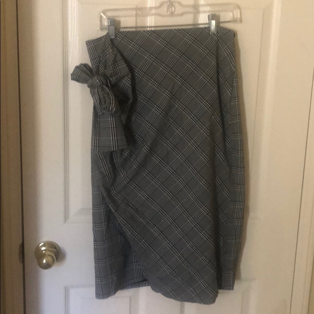 Grey, Black, and White Halogen Wrap Skirt with Tie